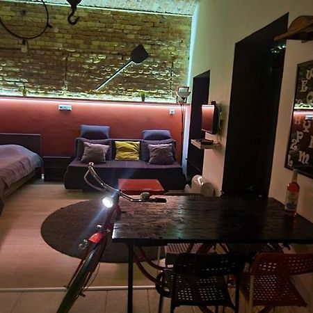 Aranyos Apartman Budapeste Exterior foto
