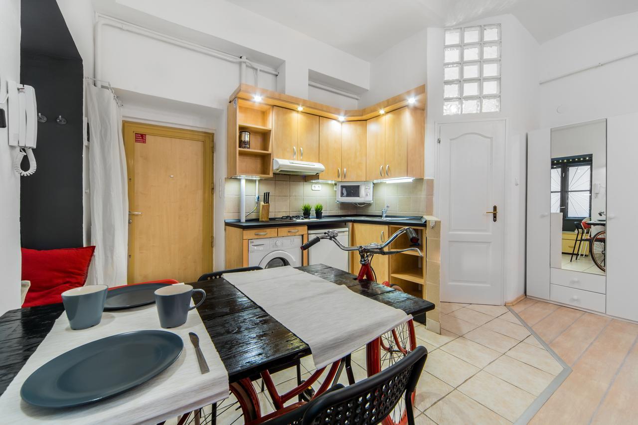 Aranyos Apartman Budapeste Exterior foto